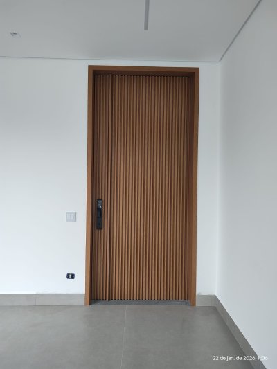 PORTA PIVOTANTE